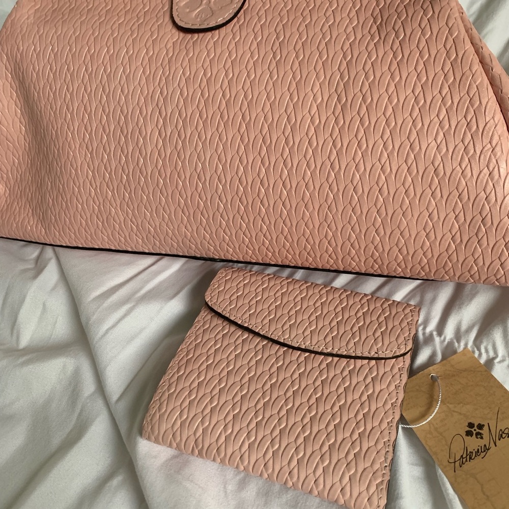 NWT Patricia Nash handbag & matching wallet - Picture 2 of 8